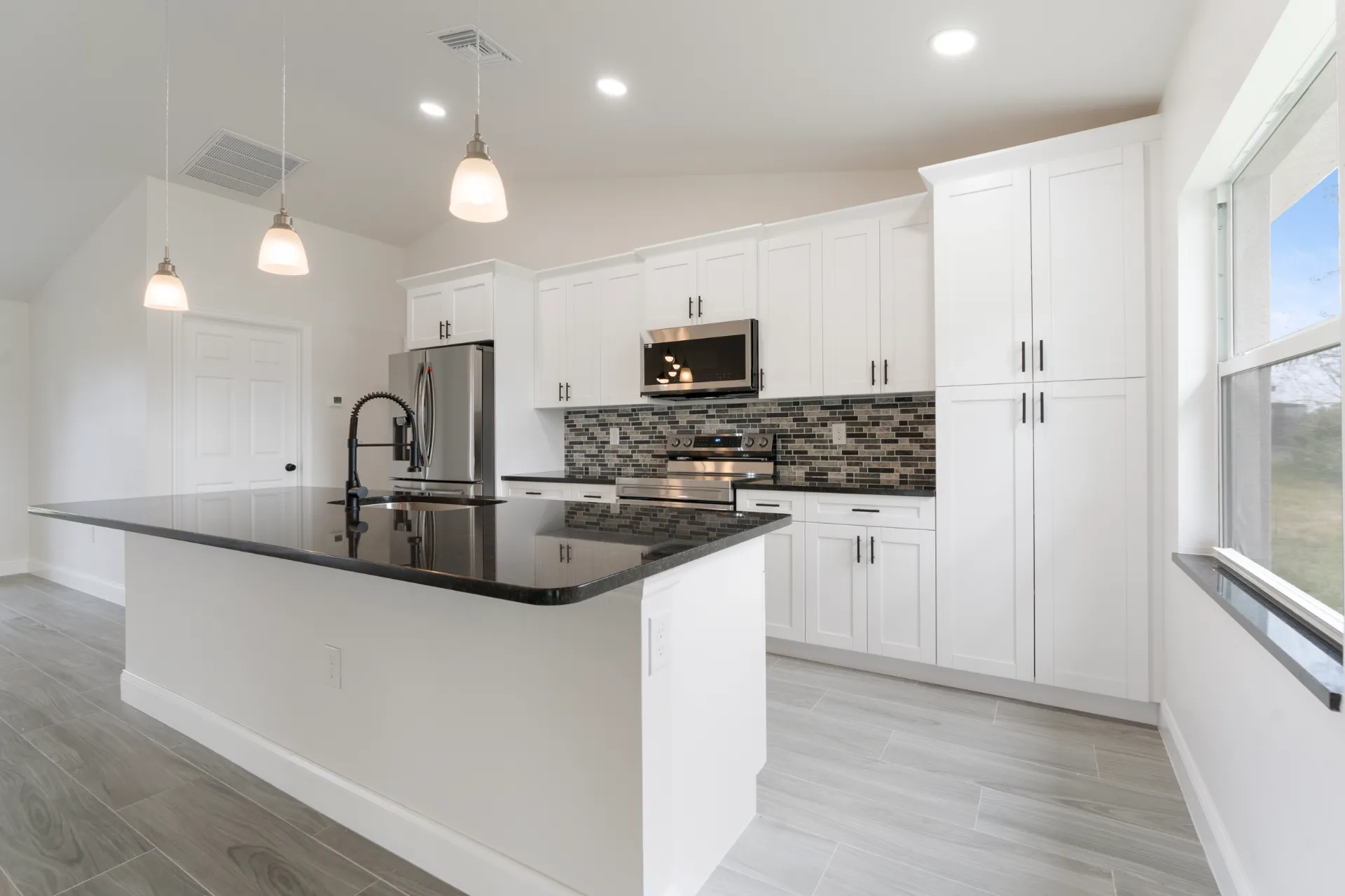 Vreeland roofing service, type null color null.