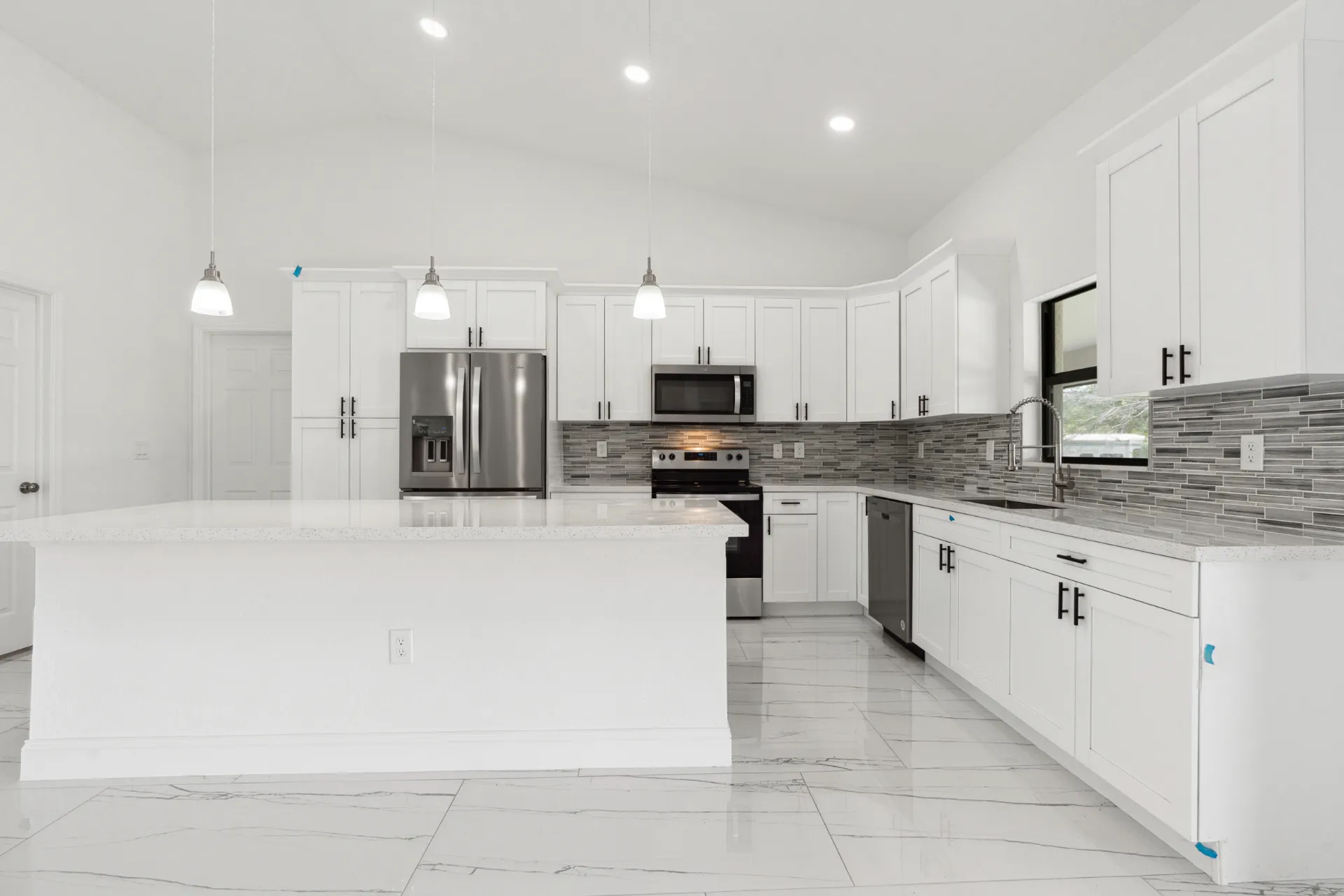 Vreeland roofing service, type null color null.