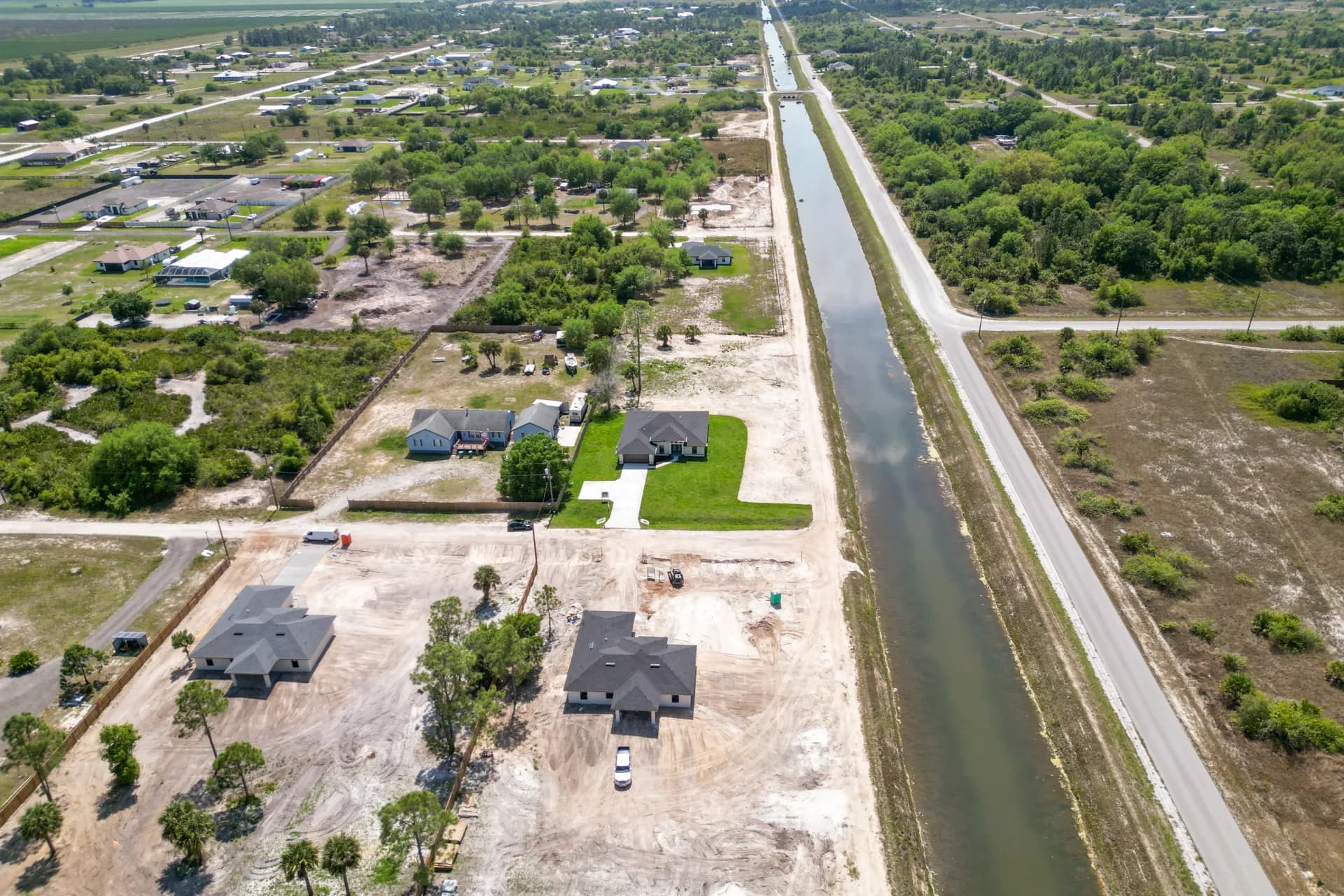 Vreeland roofing service, type null color null.