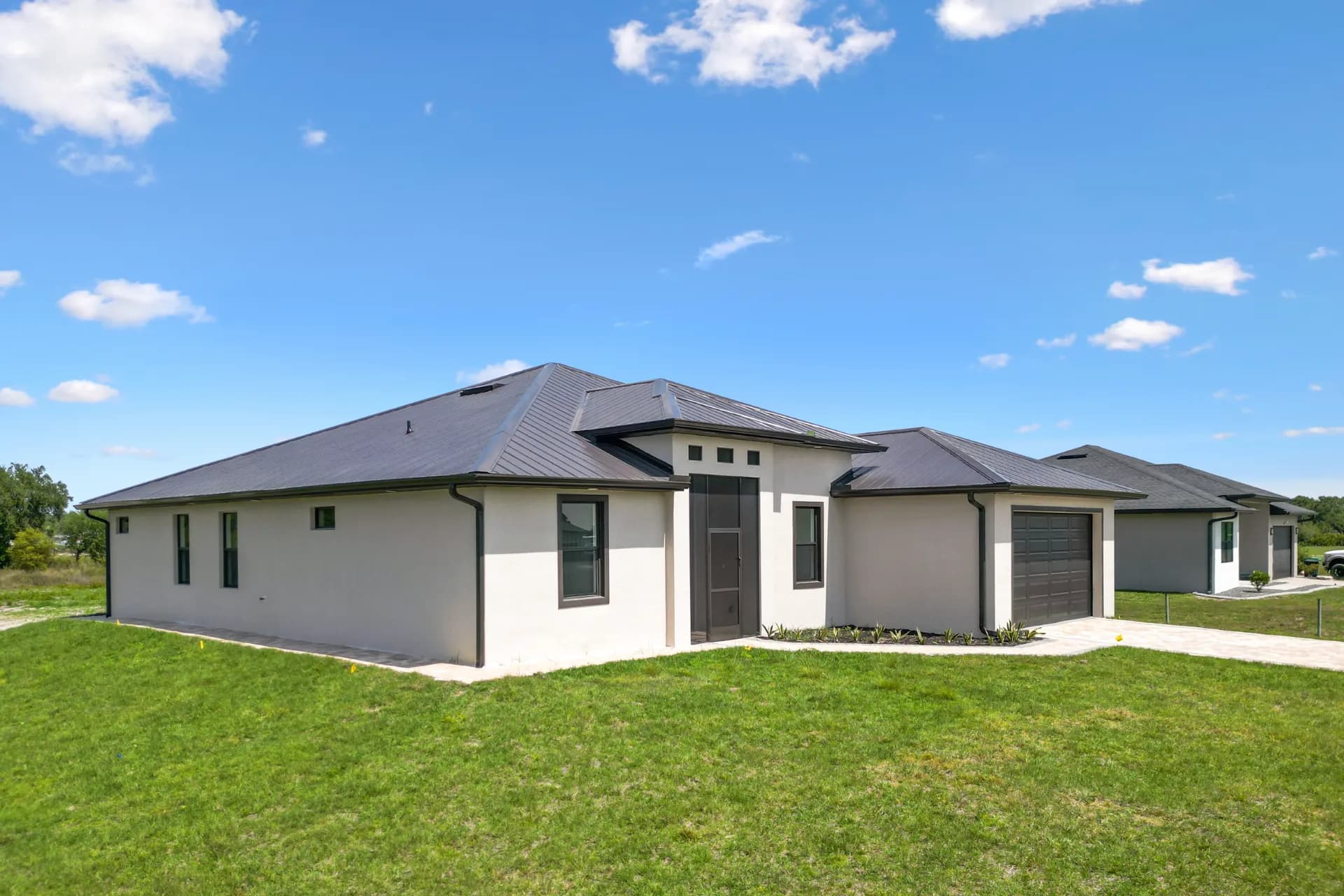 Vreeland roofing service, type metal color Gray.