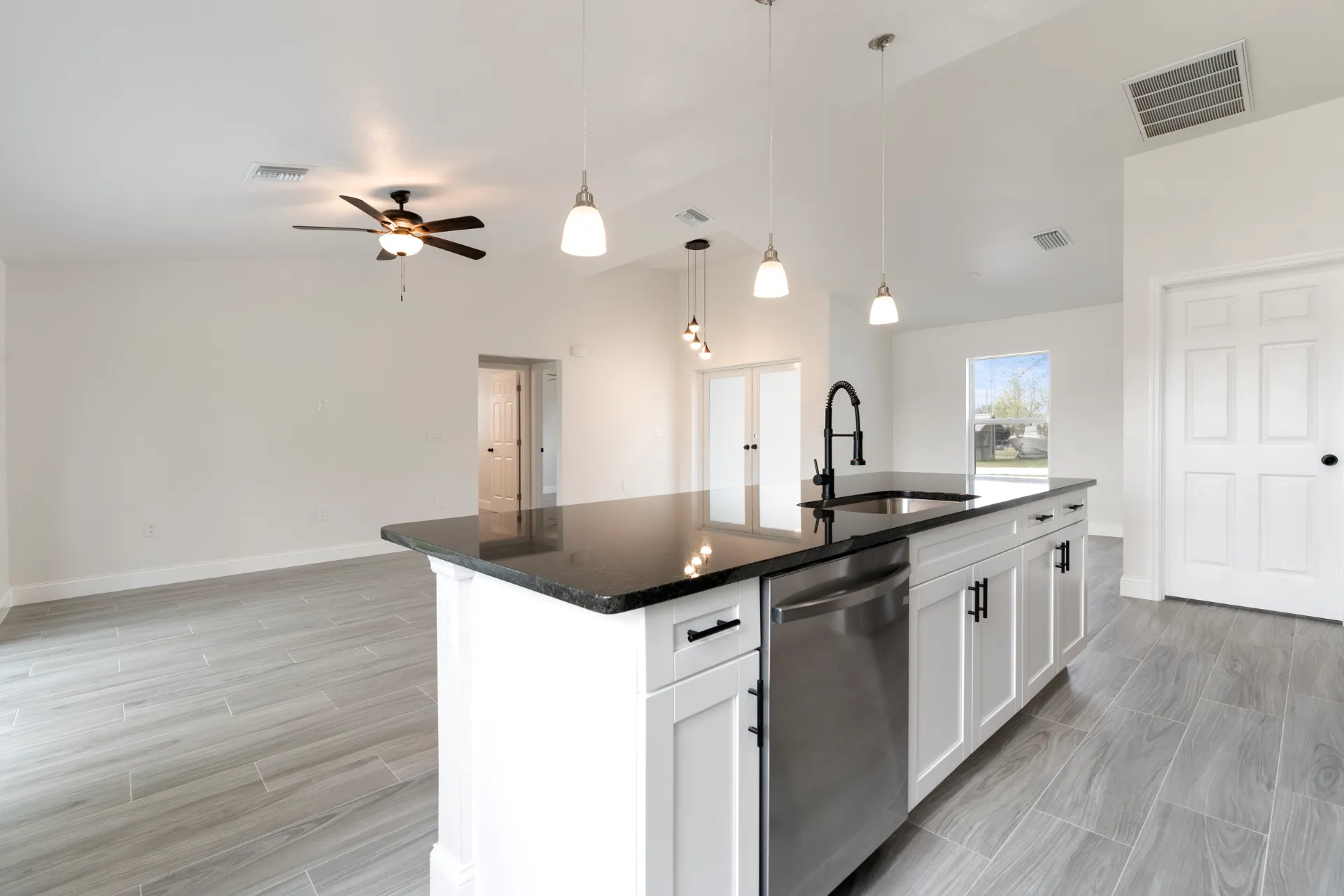 Vreeland roofing service, type null color null.