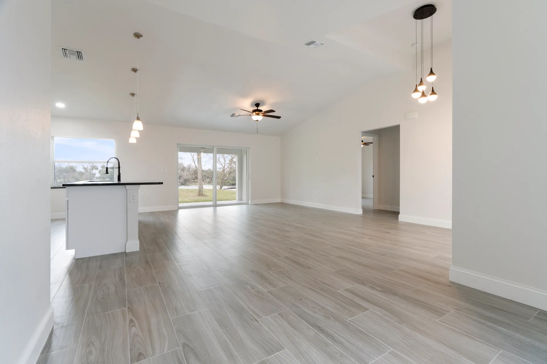 Vreeland roofing service, type null color null.