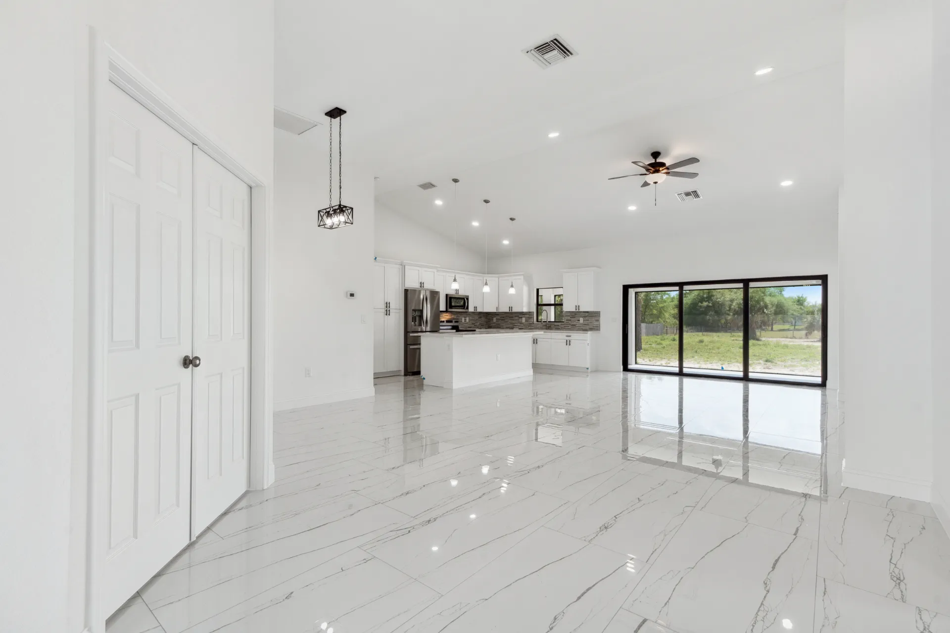 Vreeland roofing service, type null color null.