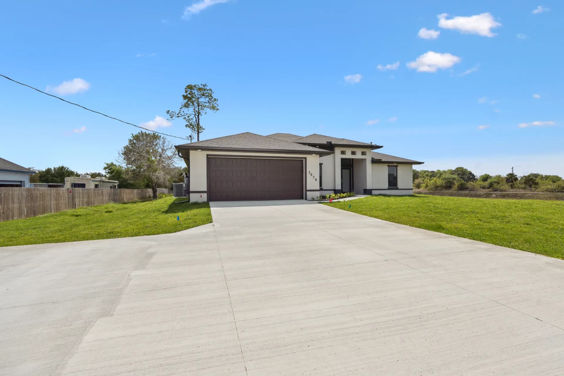 Vreeland roofing service, type null color null.