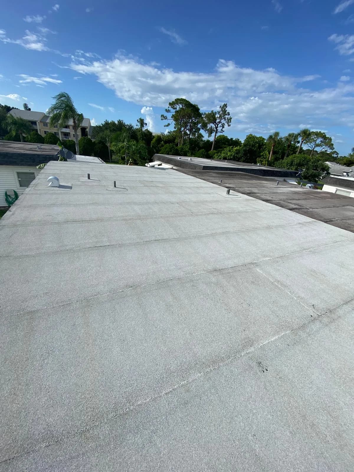 Vreeland roofing service, type flat color Polyglass.