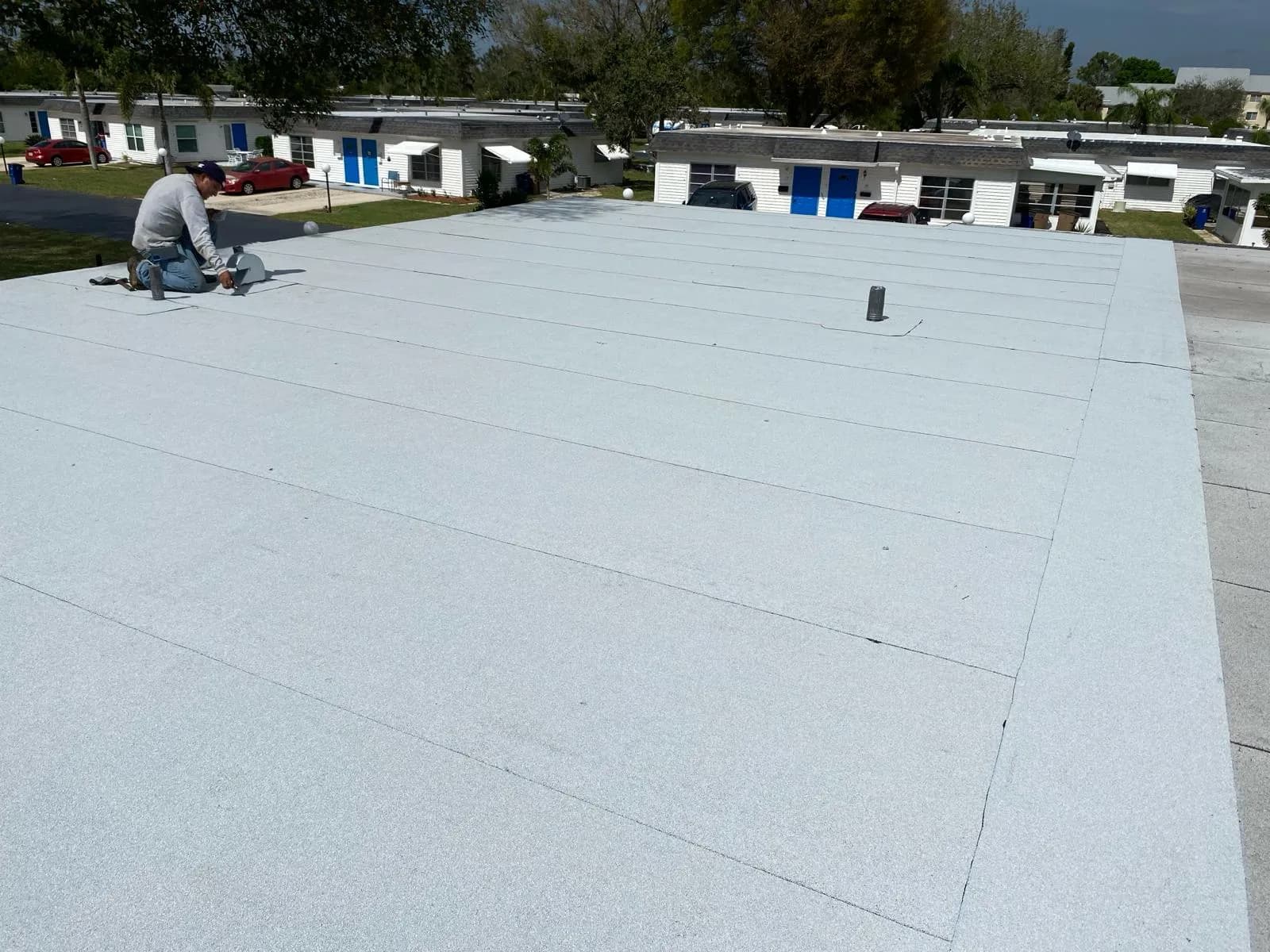 Vreeland roofing service, type flat color Polyglass.