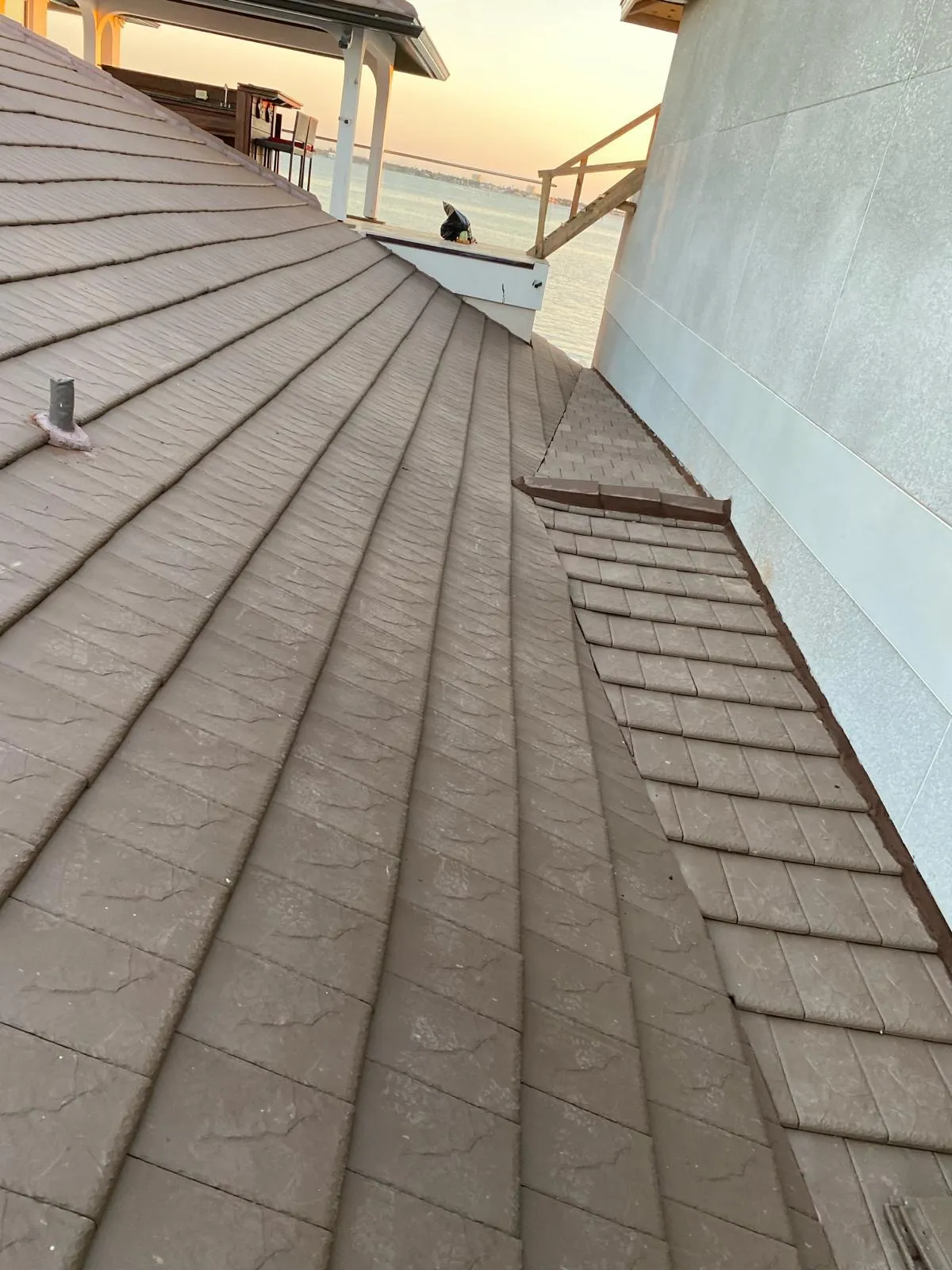 Vreeland roofing service, type tile color Verea Flat Brown.